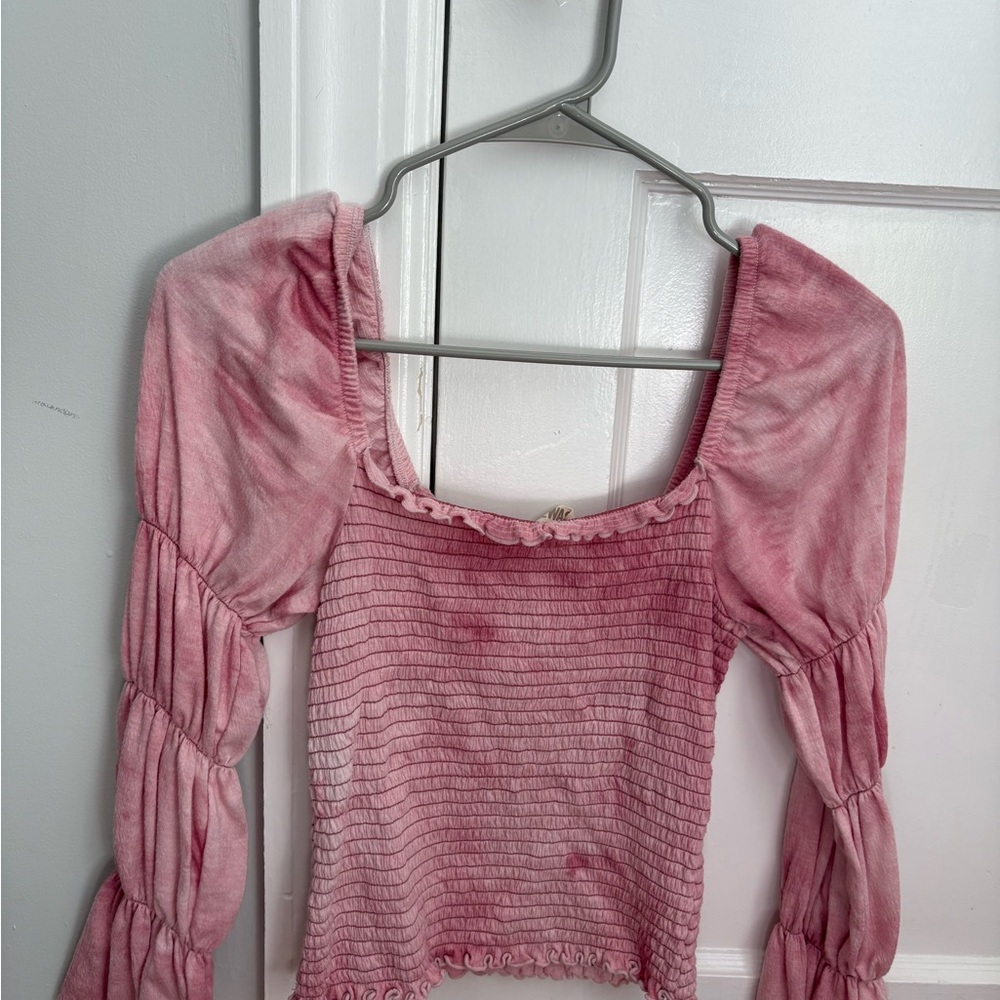 Pink Women's Top with Puff Sleeves